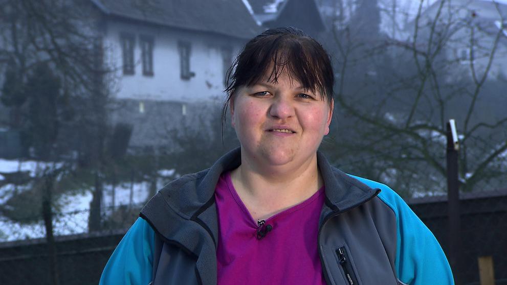 Výměna manželek: Zvracení a roky prošlé potraviny! - 2