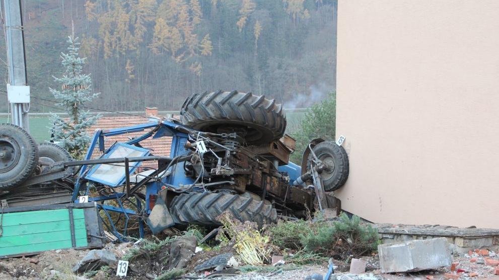 Traktorista zemřel - 7