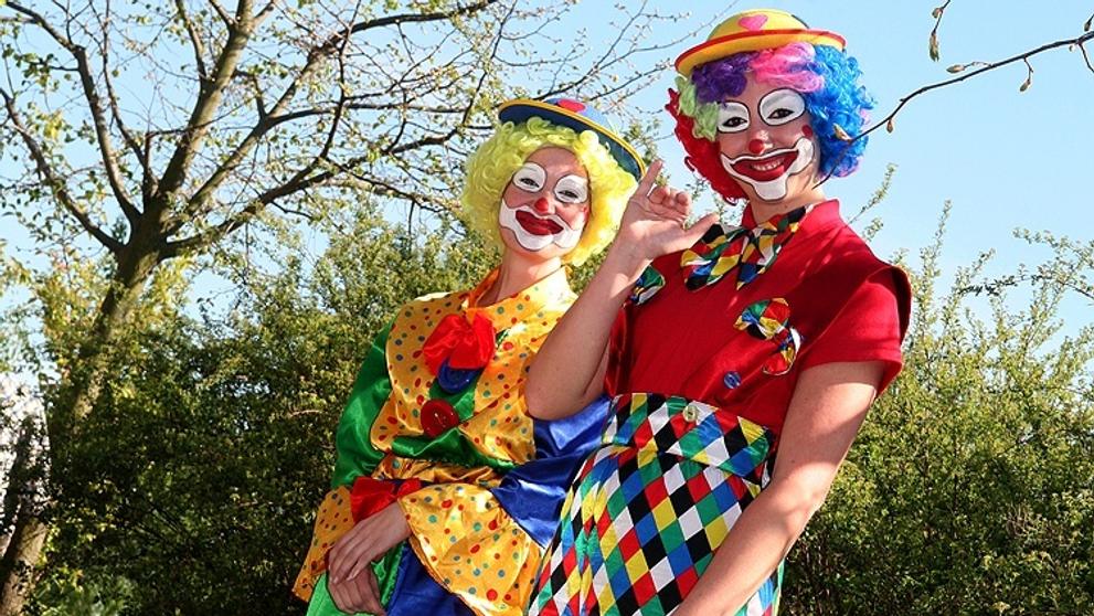 Novohraní 2007: v pražské Zoo děti bavili veselí klauni