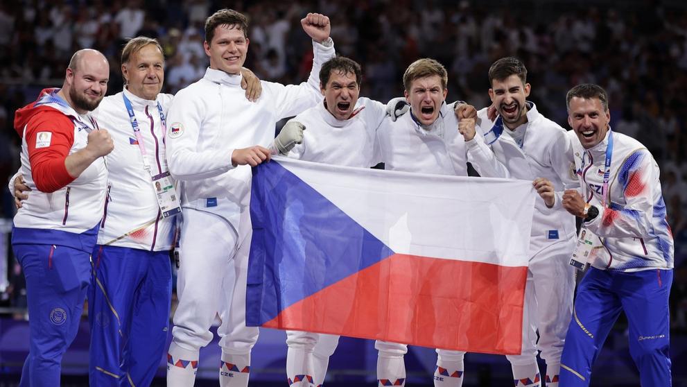 Bronzoví kordisté Jakub Jurka, Martin Rubeš, Michal Čupr a Jiří Beran