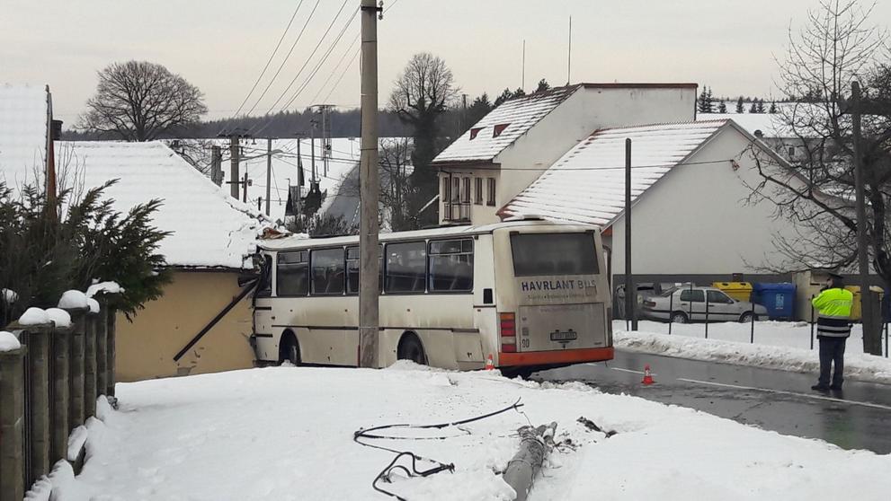 Nehoda autobusu na Zlínsku - 2