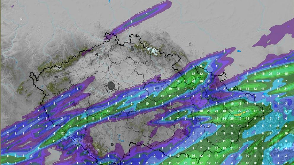 Srážkový model – páteční půlnoc