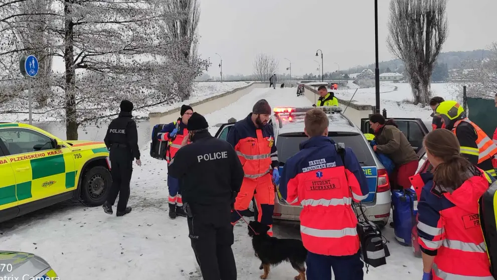 Záchrana dítěte a psa (2)