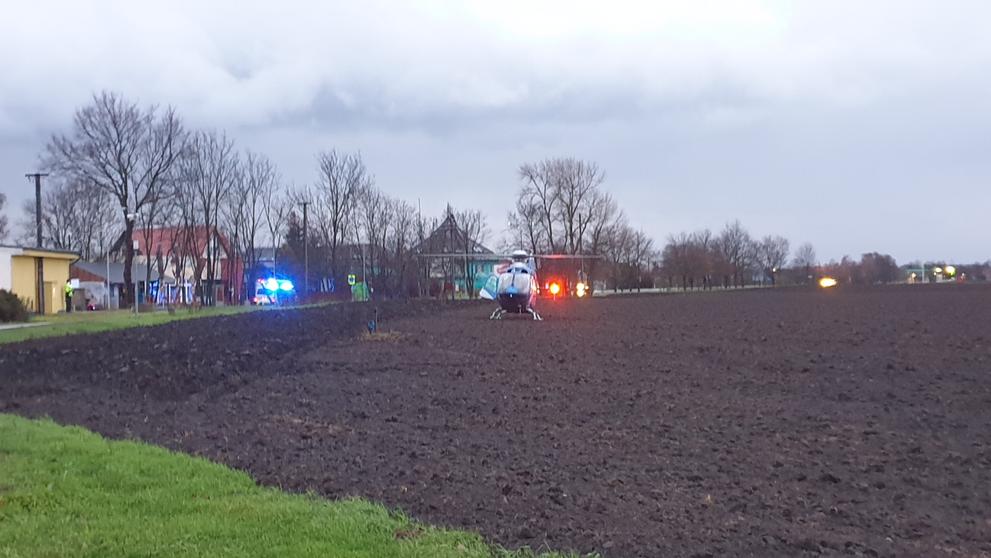 Na Mělnicku auto na přechodě srazilo školačku - 4