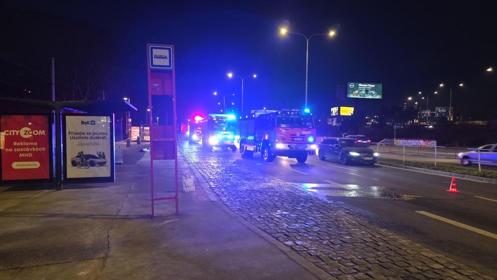 Rozlitá kyselina v Praze