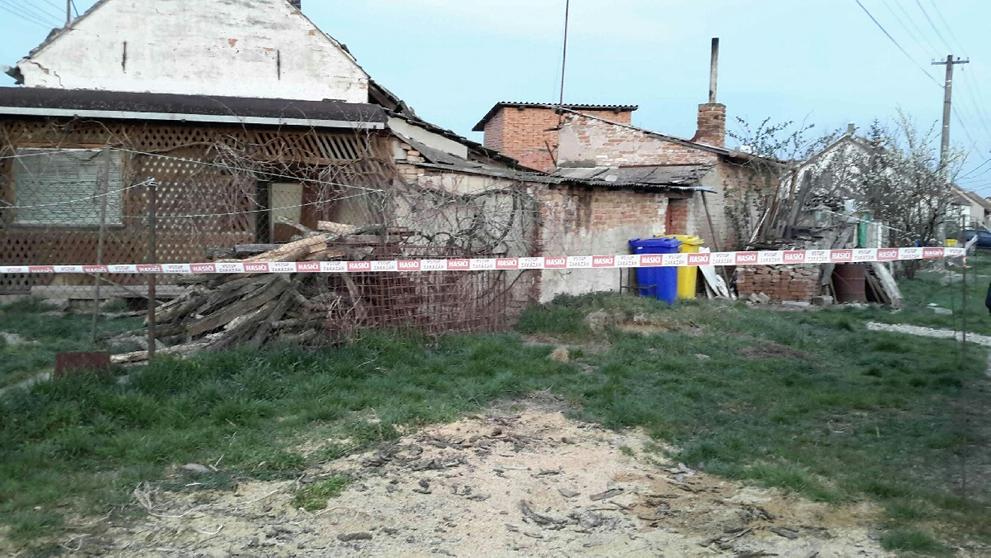 Výbuch plynu poškodil rodinný dům u Brna, bylo třeba ho podepřít - 7
