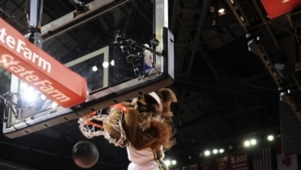 Maskot Utah Jazz a jeho kousky - 7