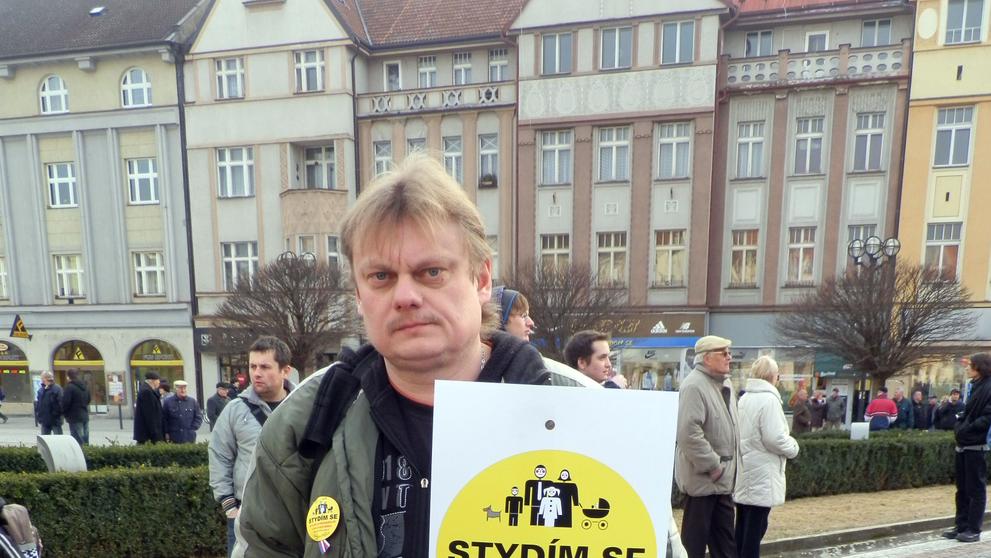 Lidé demonstrují proti vládě ČR a prezidentovi - 3