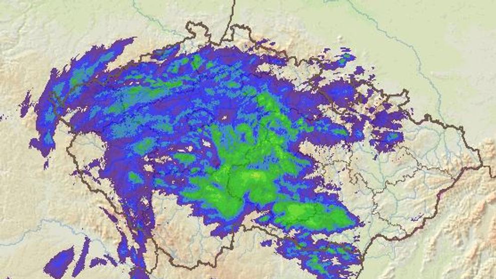 Meteoradar - Česko zasáhlo sněžení, Stav 17. 2. v 8:30