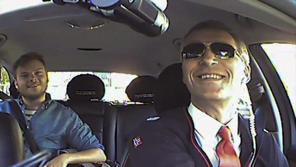 Premiér Stoltenberg jako taxikář - 1