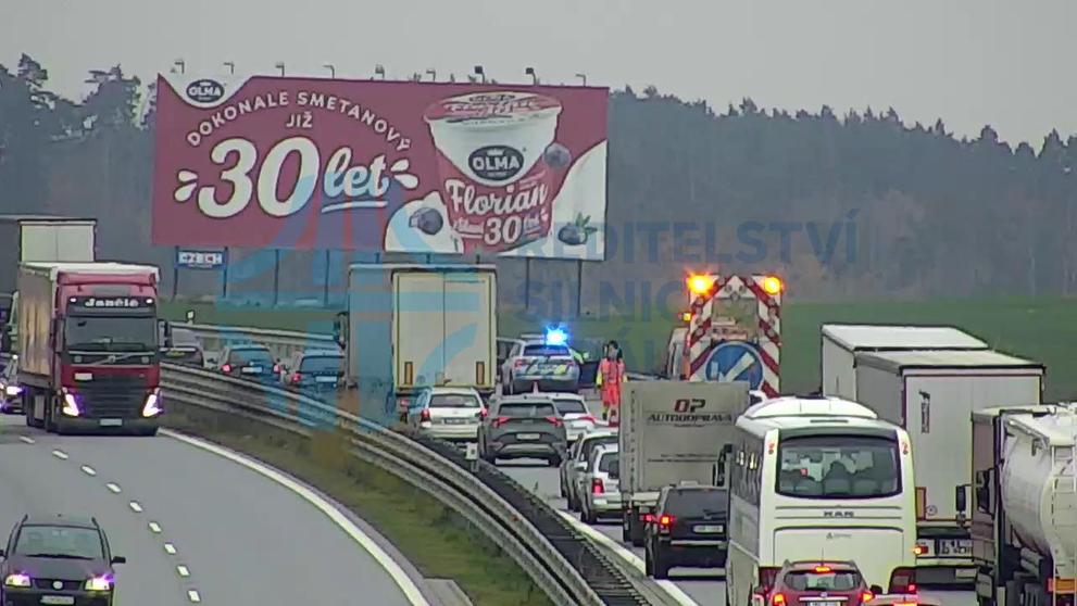 Nehoda na D1 ve směru na Brno, 150,5 km (3)