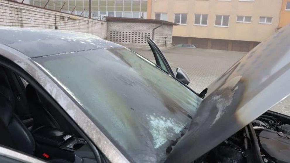 Zapálené auto na Prostějovsku