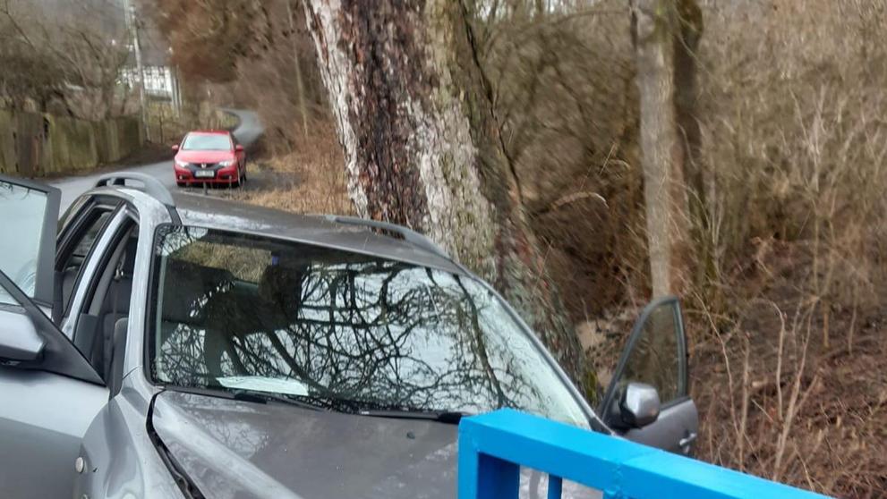Nehoda osobního auta u Malšovic - Staré Bohyně - 3