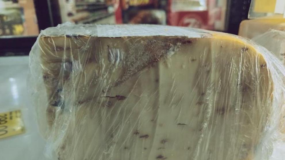 Sýr gouda z prodejny Hruška potraviny (1)