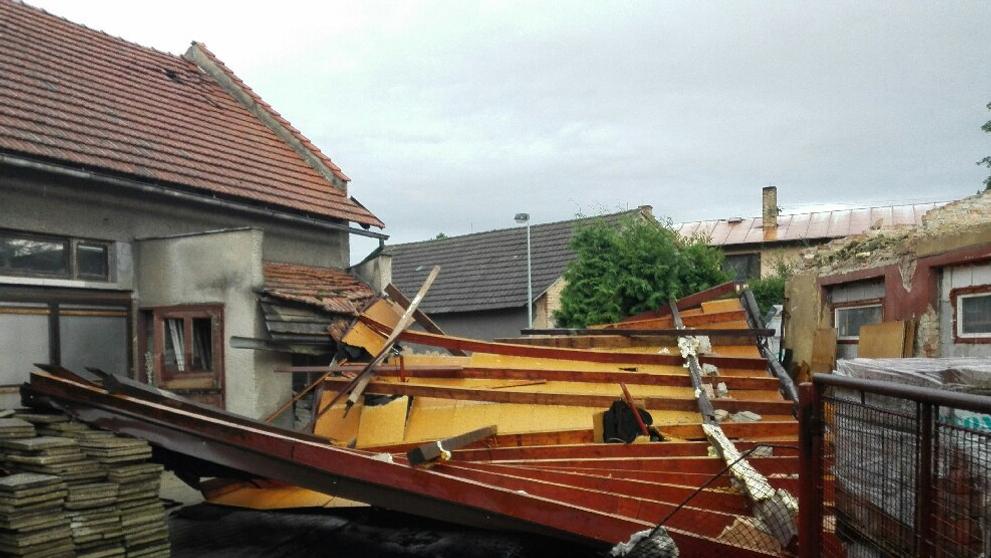 Větrná smršť v Bohuslavicích na Náchodsku - 3