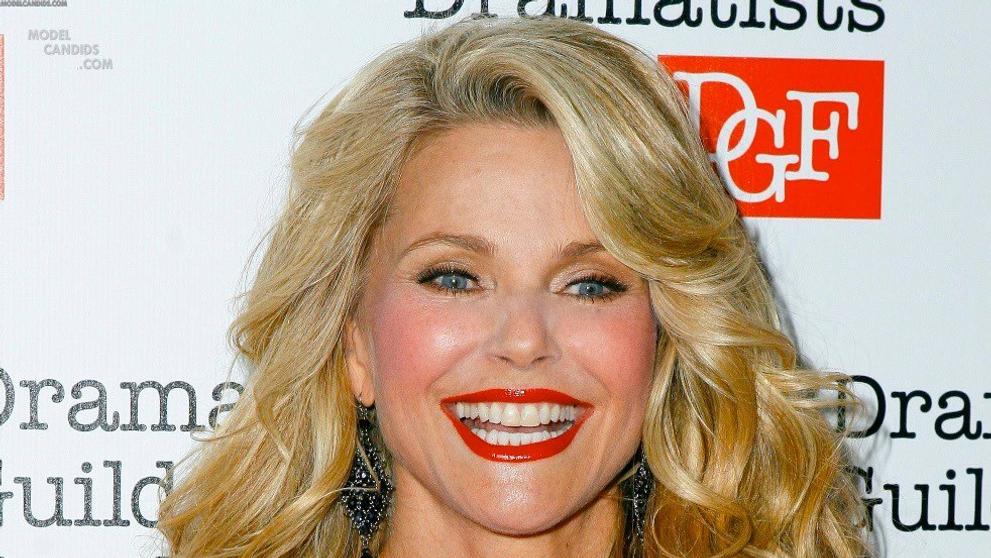 Christie Brinkley - 4
