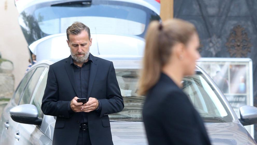 Karel Poborský na pohřbu Rudolfa Bati