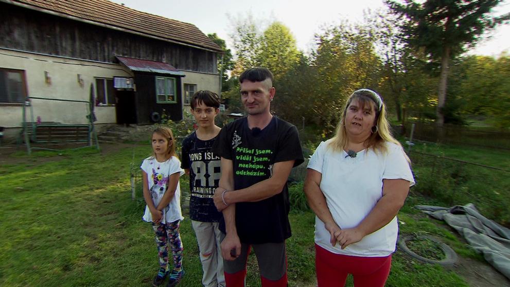 Výměna manželek: Auto srazilo psa přímo při natáčení! - 3