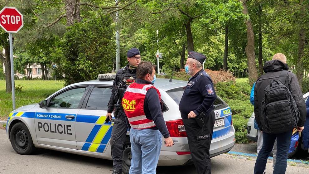 Policejní zásahovka v pražských Kobylisích - 1