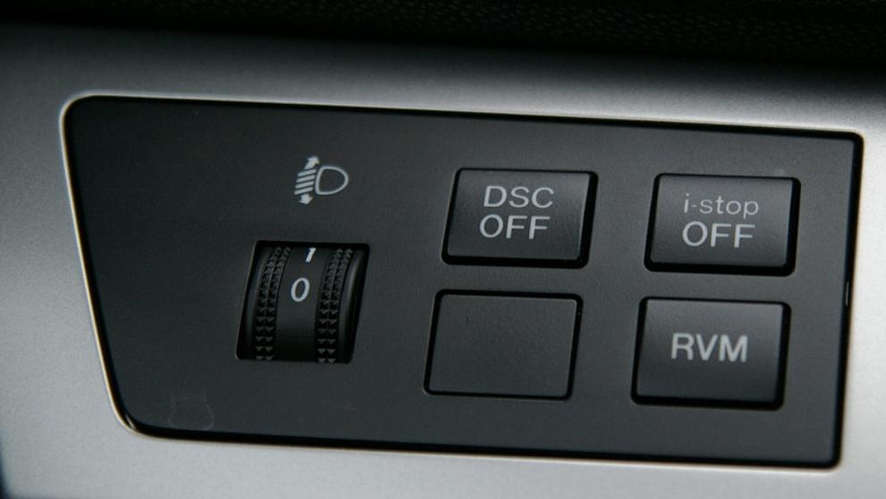 Mazda 3 i-Stop - 1