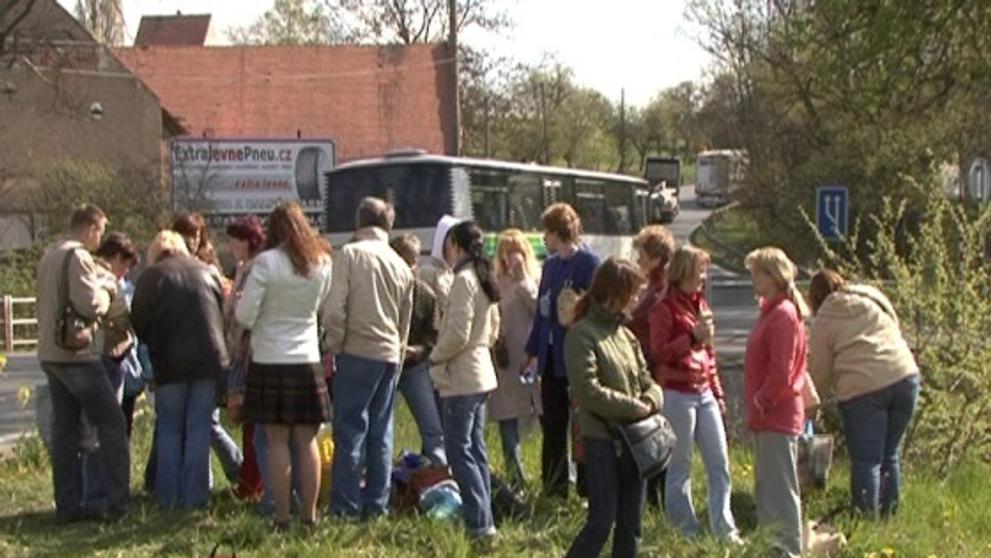 Lidé z havarovaného autobusu