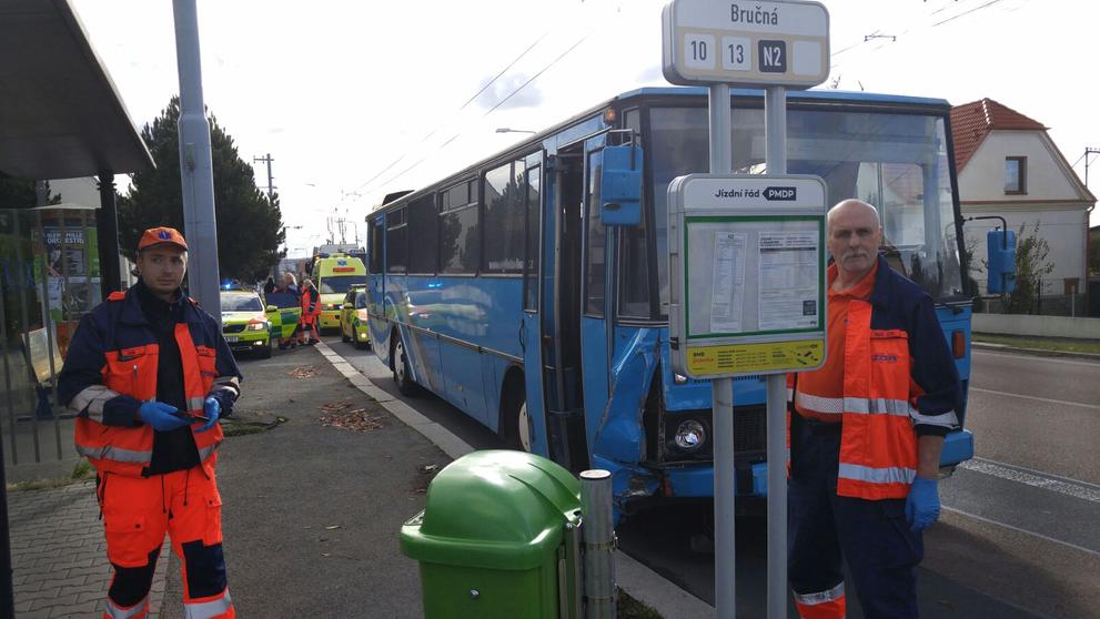 Nehoda autobusu v Plzeni - 2