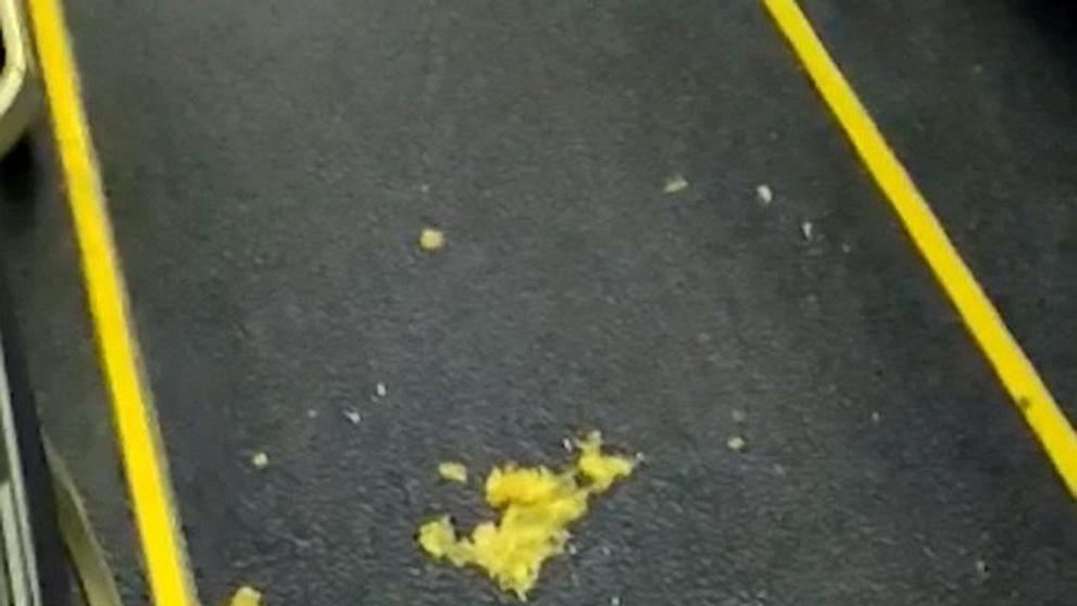Opilí pasažéři v letu do Zadaru - 2