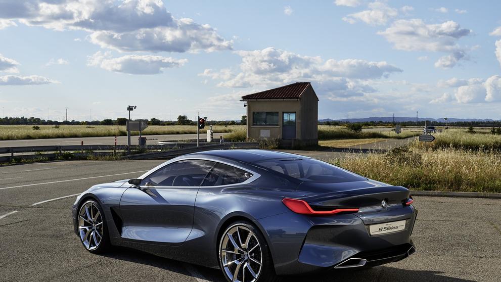 BMW 8 - 74