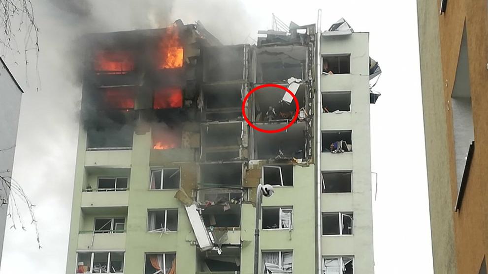 Výbuch plynu v Prešově - muž v horním patře čeká marně na záchranu