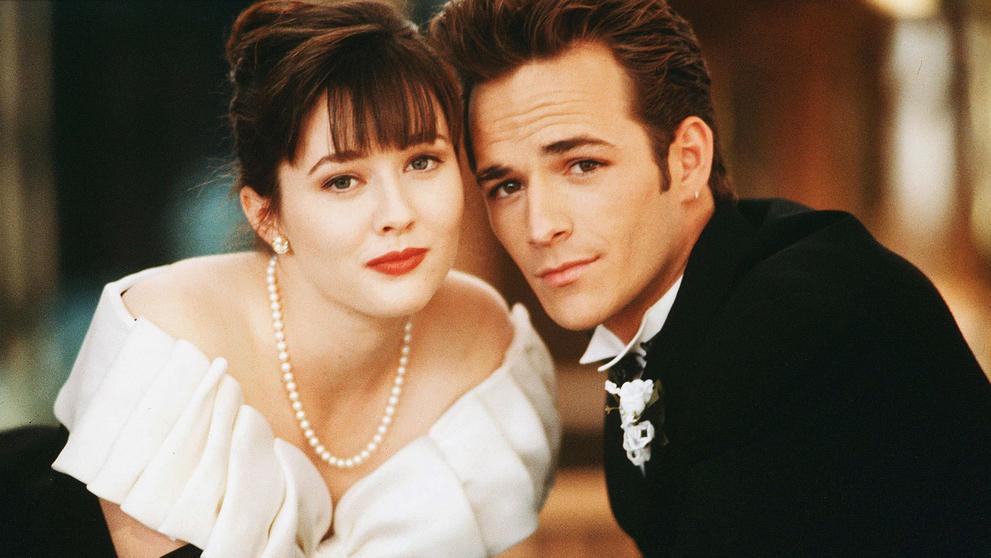 Shannen Dohertyová a Luke Perry v seriálu Beverly Hills 90210