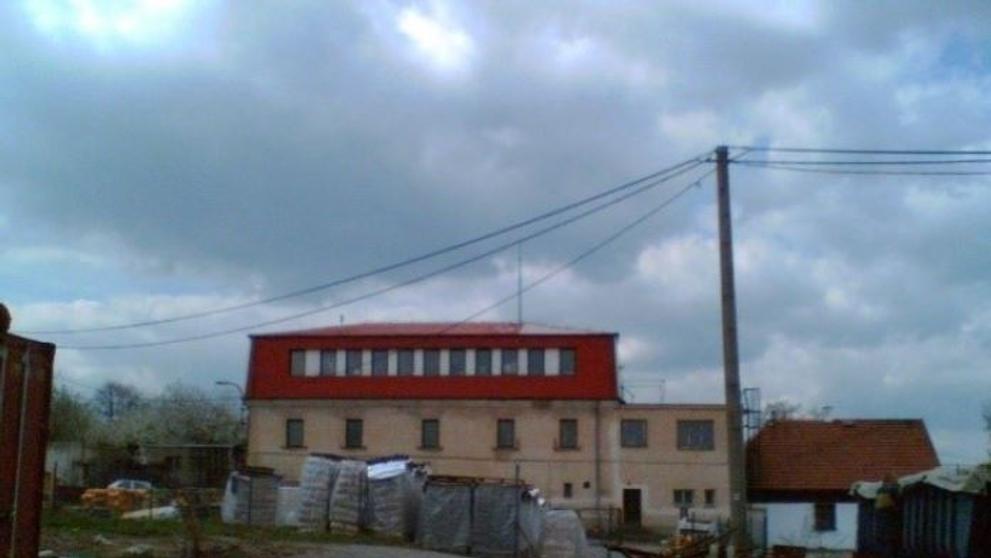 Prodej církevního majetku - Areál - Sloup u Davle, areál bývalého zemědělského družstva