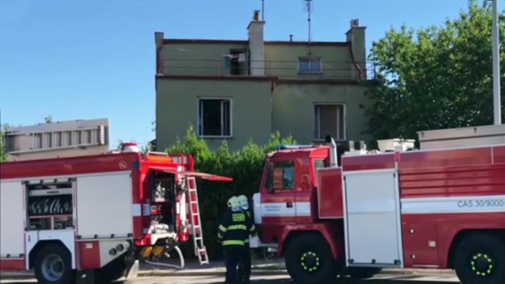 Požár rodinného domu v ulici Novodvorská