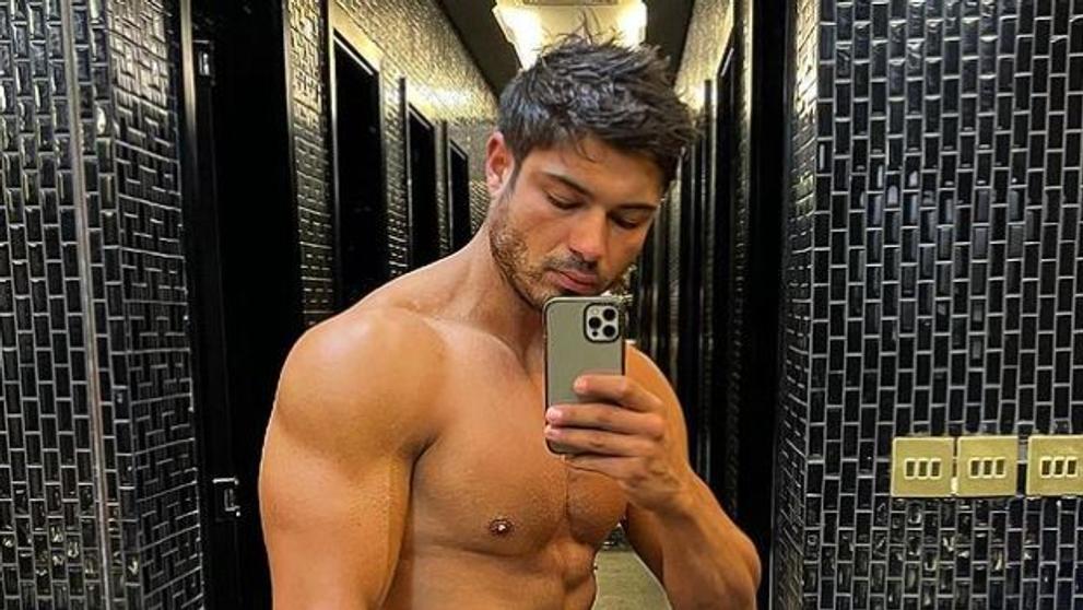 LOVE ISLAND (Kluci) - Anton