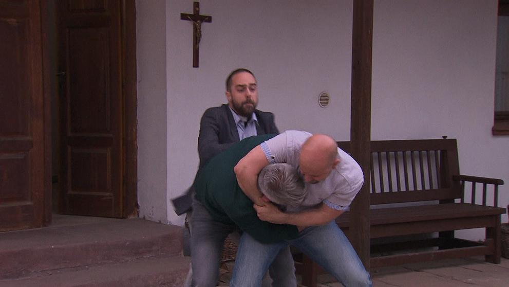 Rvačka v Ulici - 6