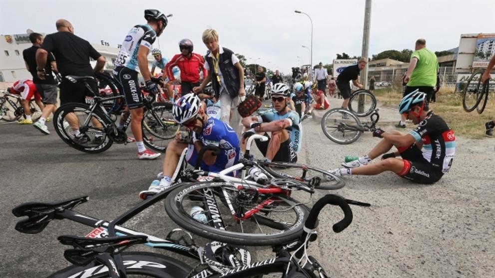 Tony Martin spadl na Tour de France - 5