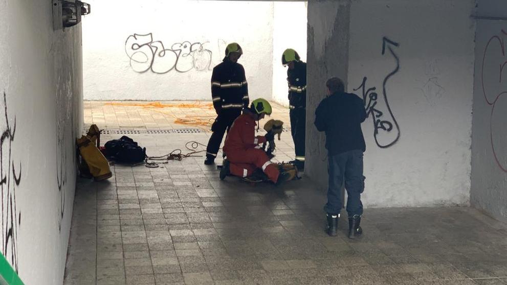 Záchrana muže uvězněného v šachtě Nuselského mostu - 3