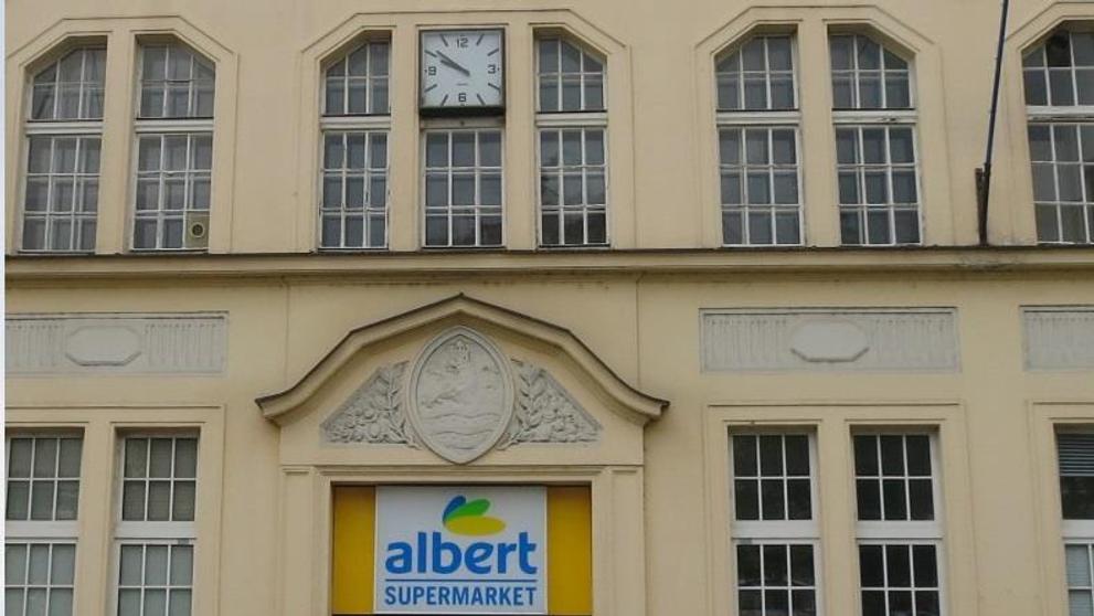 Uzavřený Albert v Karlových Varech - 1
