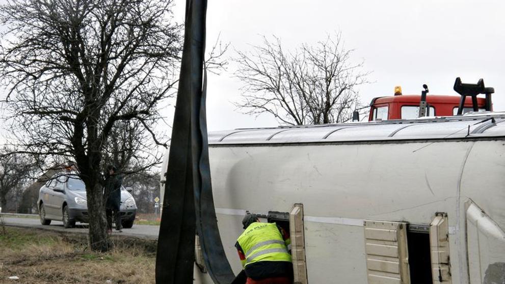 Nehoda autobusu u Říčan