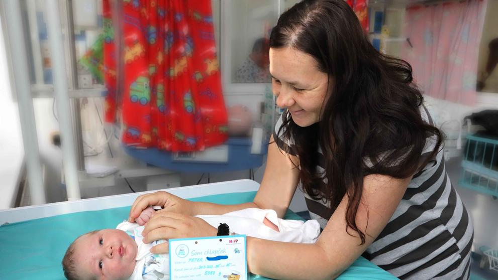 Chlapeček při porodu vážil přes 5 kg (2)