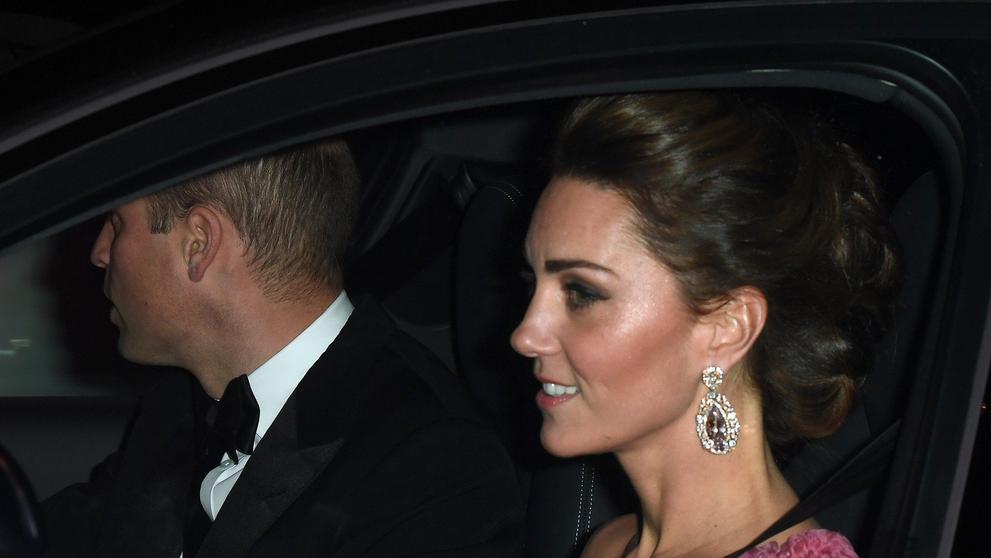 William a Kate přijeli pogratulovat princi Charlesovi