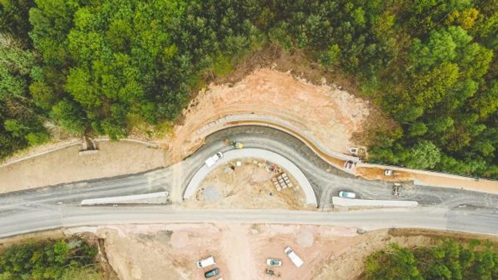Staveniště obřího vývojového centra BMW u Sokolova - 10