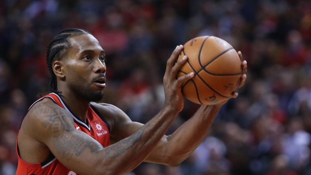Kawhi Leonard z Toronta