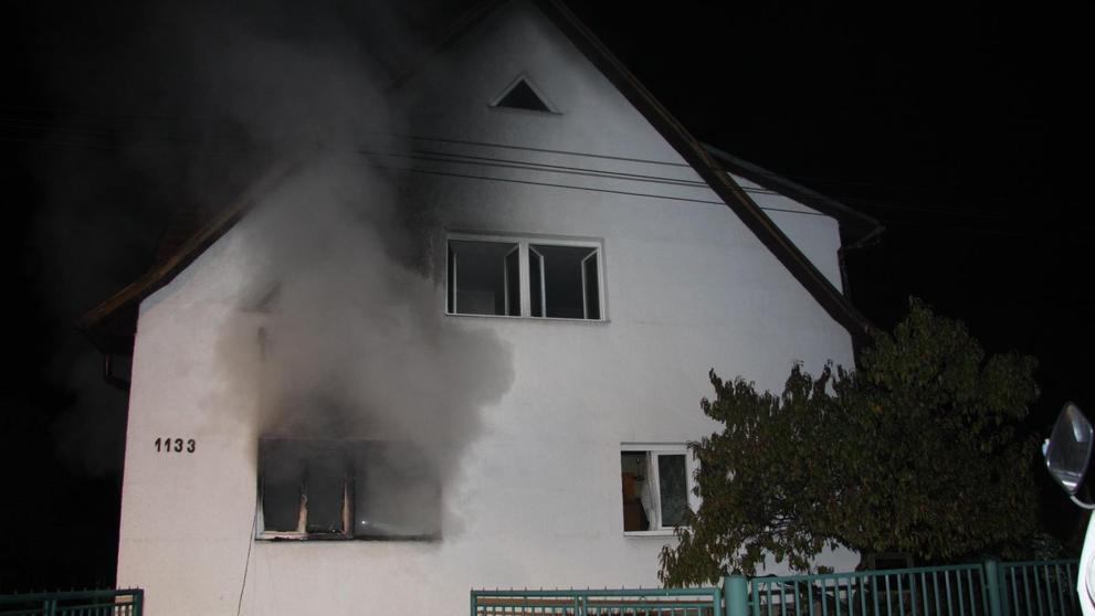 Požár rodinného domu v Rožnově pod Radhoštěm - 3