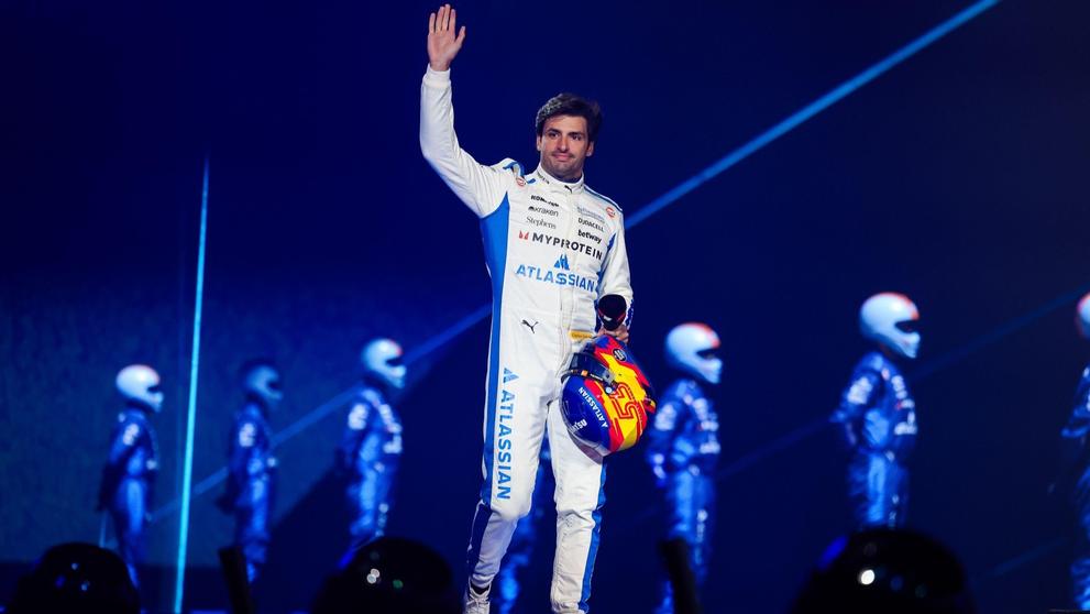 Carlos Sainz při představení nového monopostu