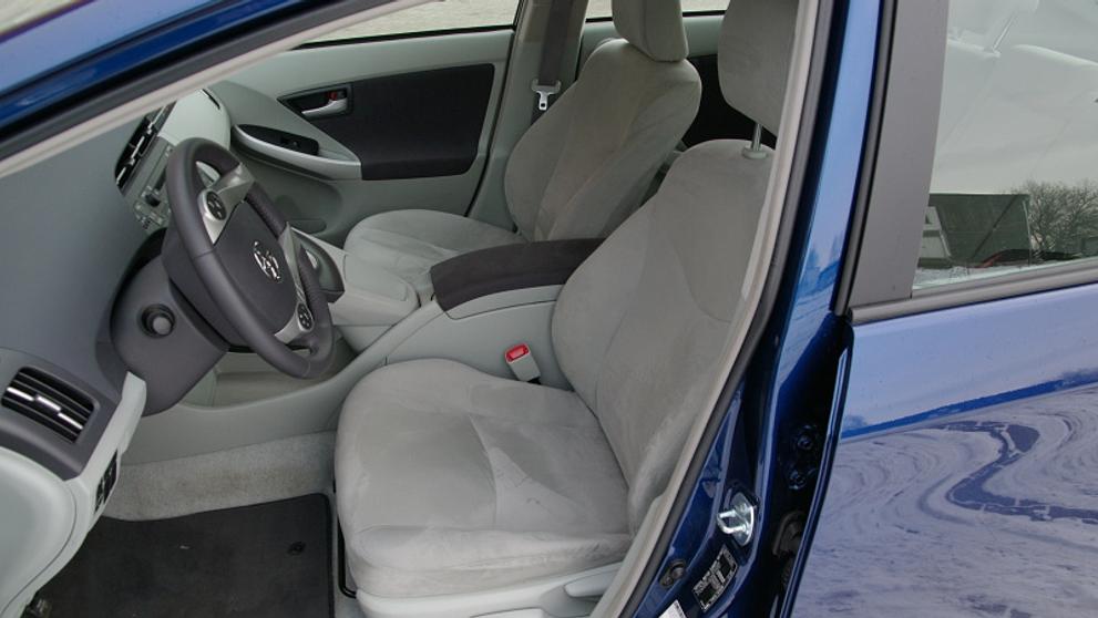 Toyota Prius-5