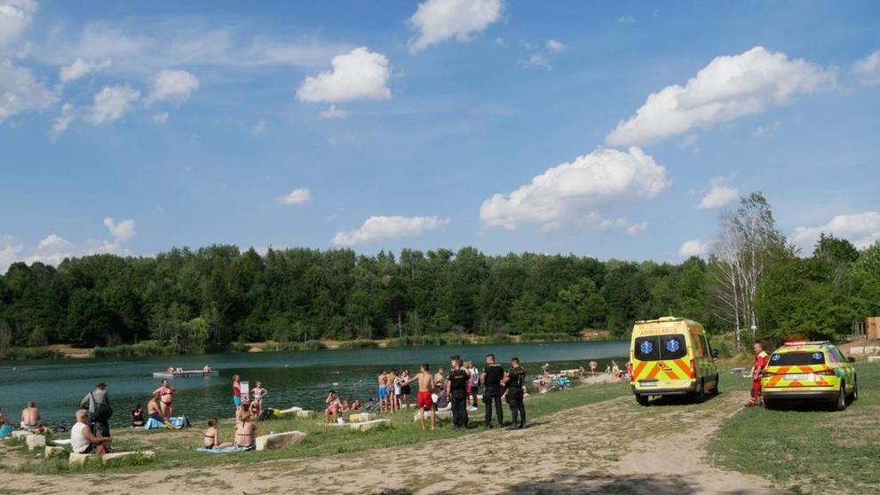 Další případ utonutí na Stříbrném jezeře v Opavě (1)