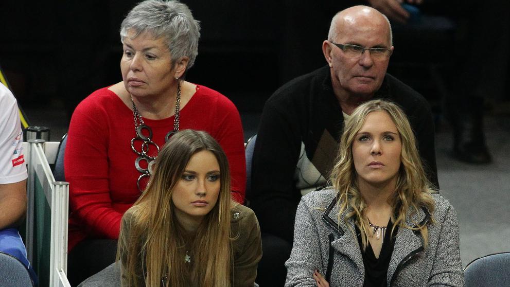 Nicole Vaidišová a Ester Sátorová
