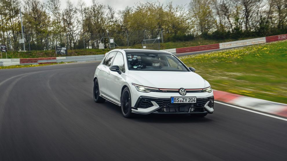 Rekordní jízda VW Golf GTI Edition 50
