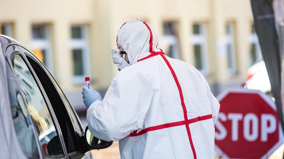Zdravotníci v první linii v boji proti koronaviru - 2