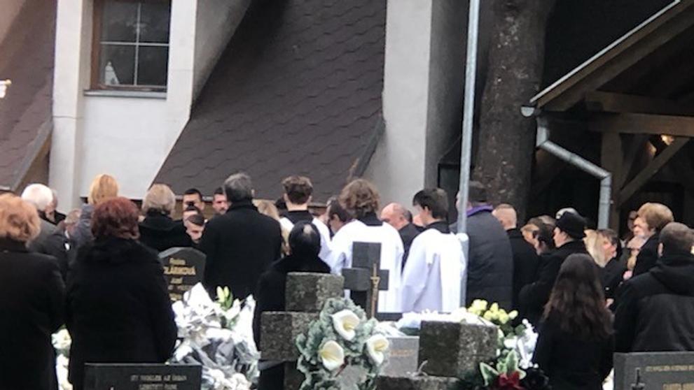 Pohřeb obětí z nehody na Slovensku - 2